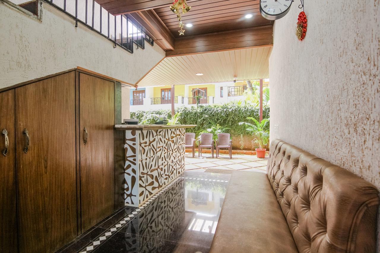 Royale Nirvana Resort Арпора Екстериор снимка